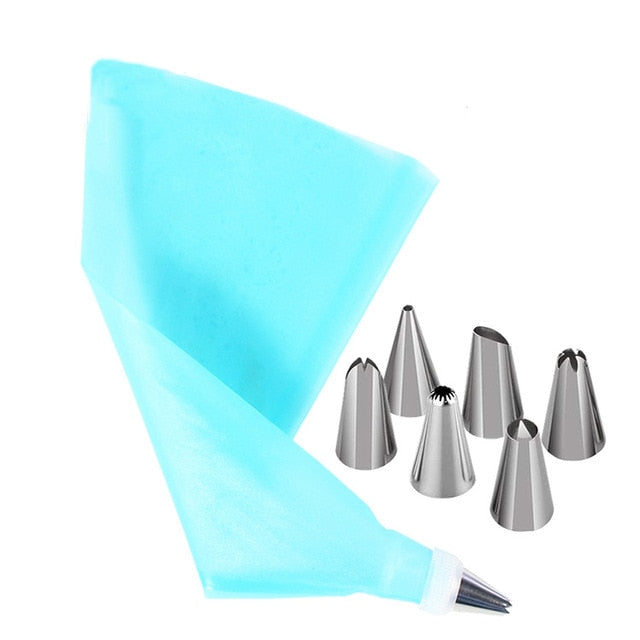 Professional Piping Set - 8 Nozzles and 1 Piping Bag